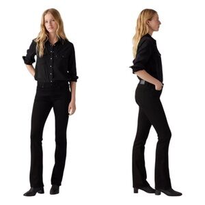 Levi’s 315 Shaping Bootcut Black Stretch Jean Size 34